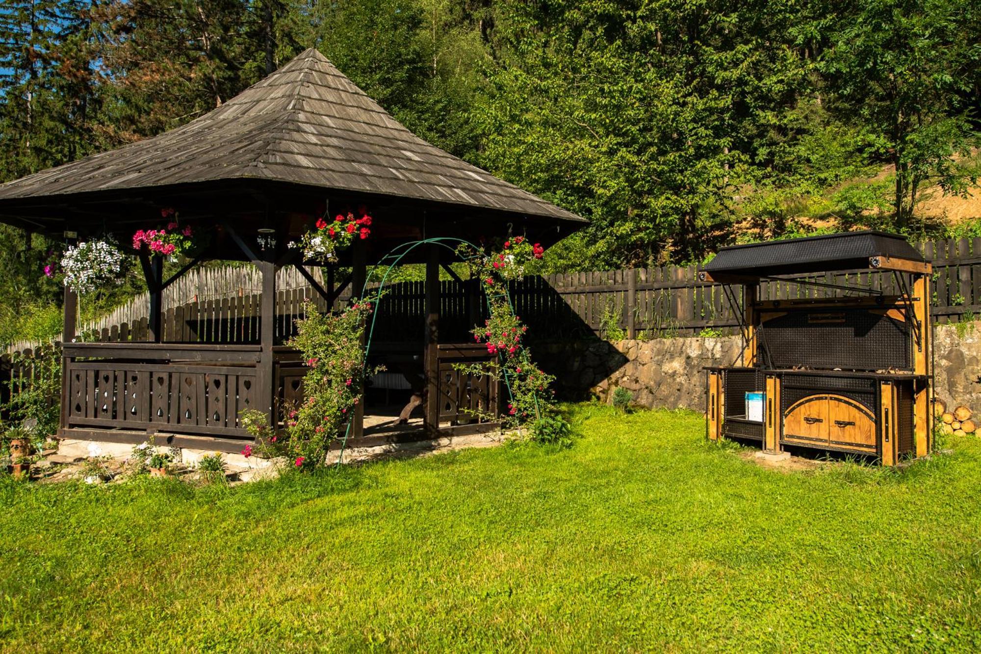 Bucovina Lodge Pension Вама Экстерьер фото