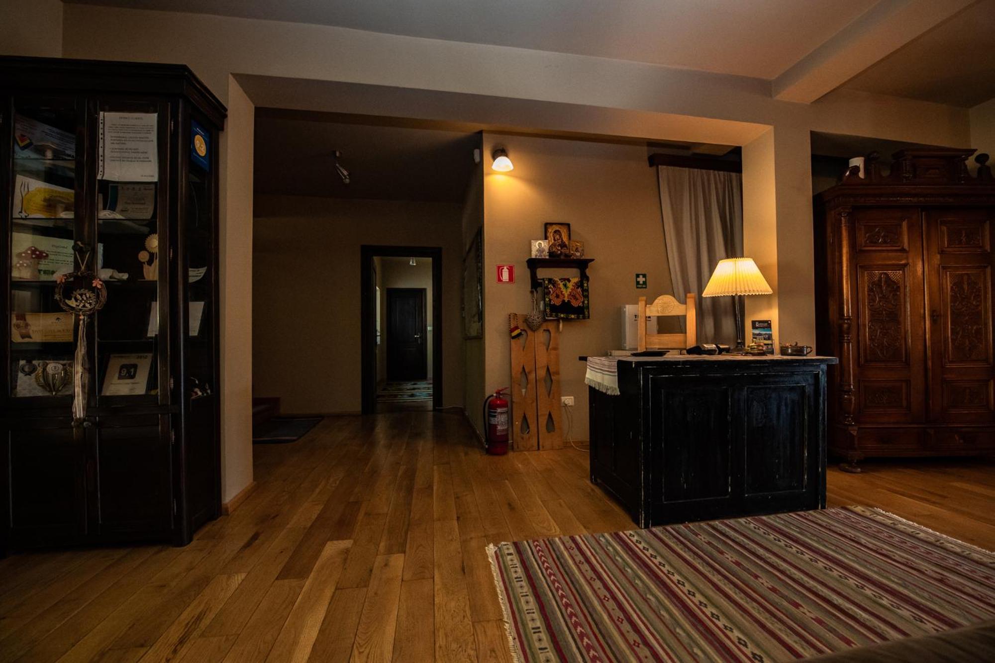 Bucovina Lodge Pension Вама Экстерьер фото