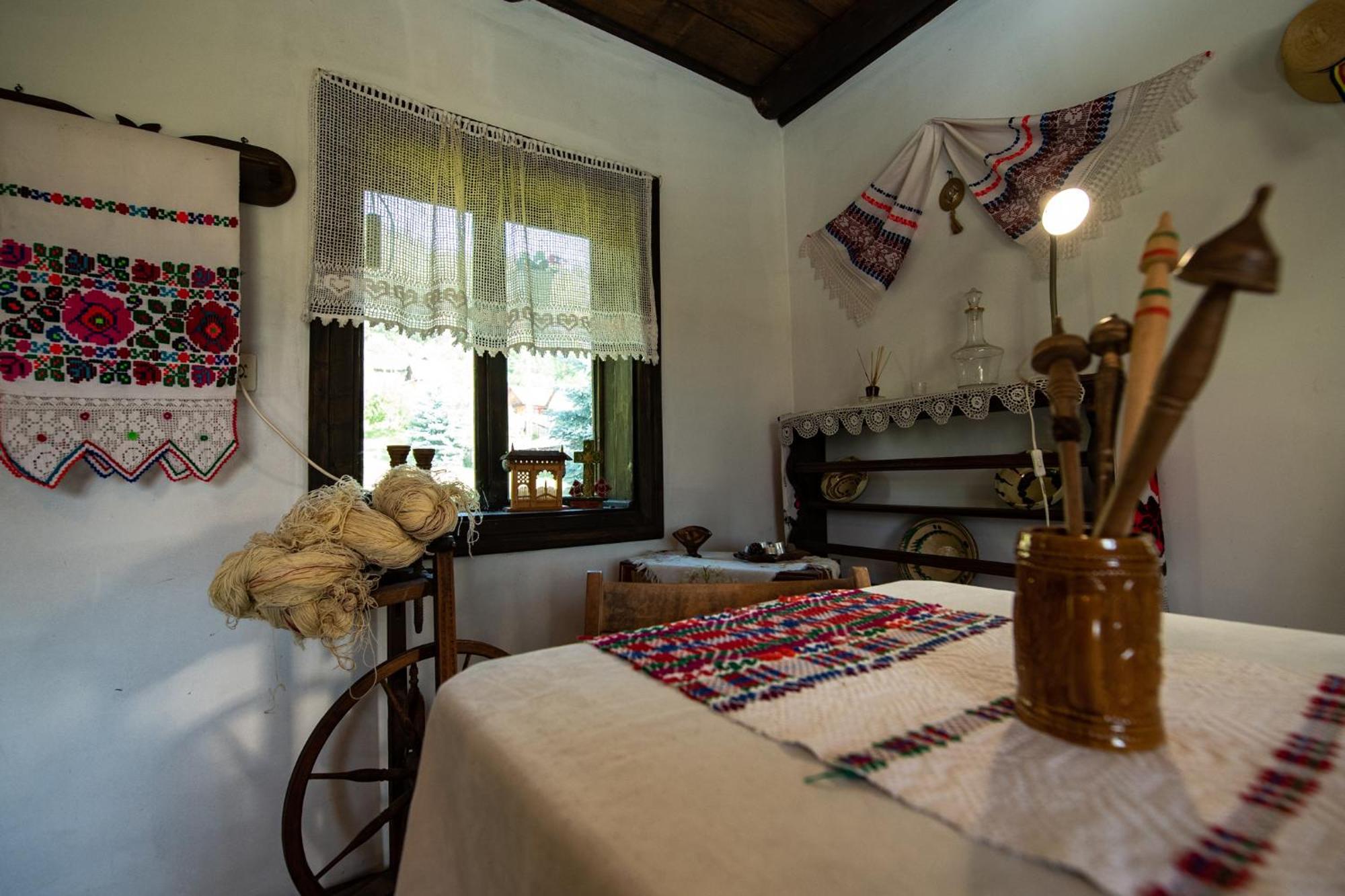 Bucovina Lodge Pension Вама Экстерьер фото